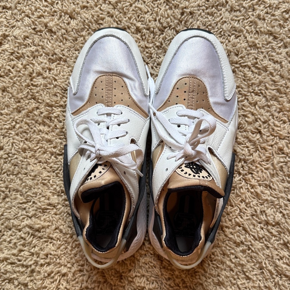 Nike Air Huarache White/Hemp/Sanddrift/Black 10.5M
